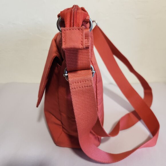 Baggallini Vibrant Melon Medium Size Multi Pocket Cross Body Bag 11X8X4 - Picture 4 of 16